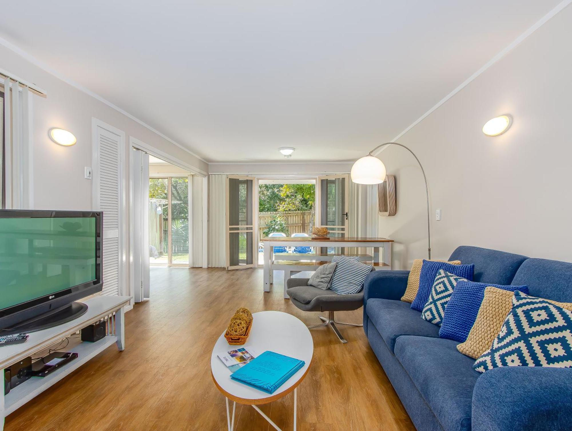 Hastings Cove Holiday Apartments Гейстінґс-Пойнт Екстер'єр фото