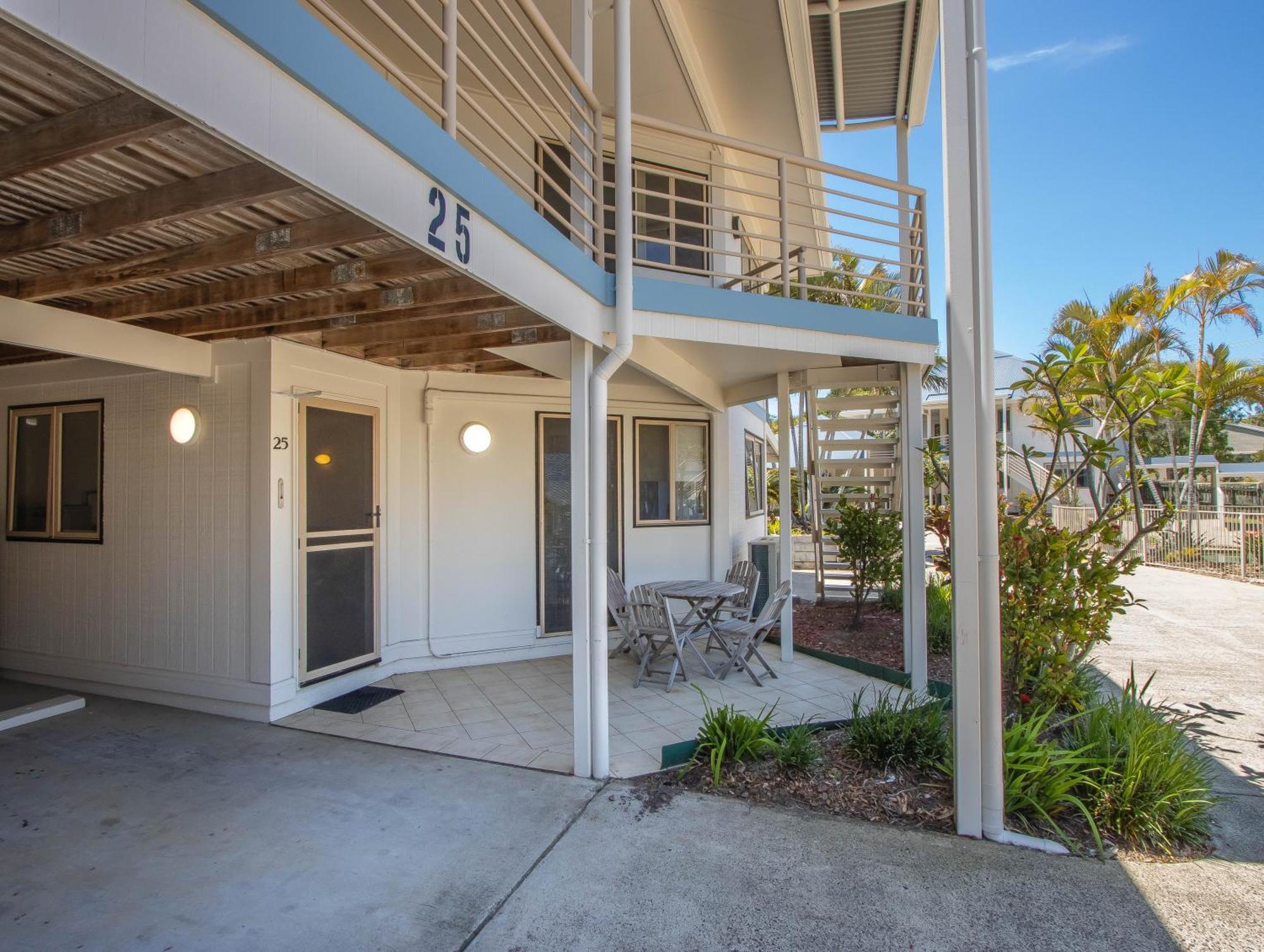 Hastings Cove Holiday Apartments Гейстінґс-Пойнт Екстер'єр фото