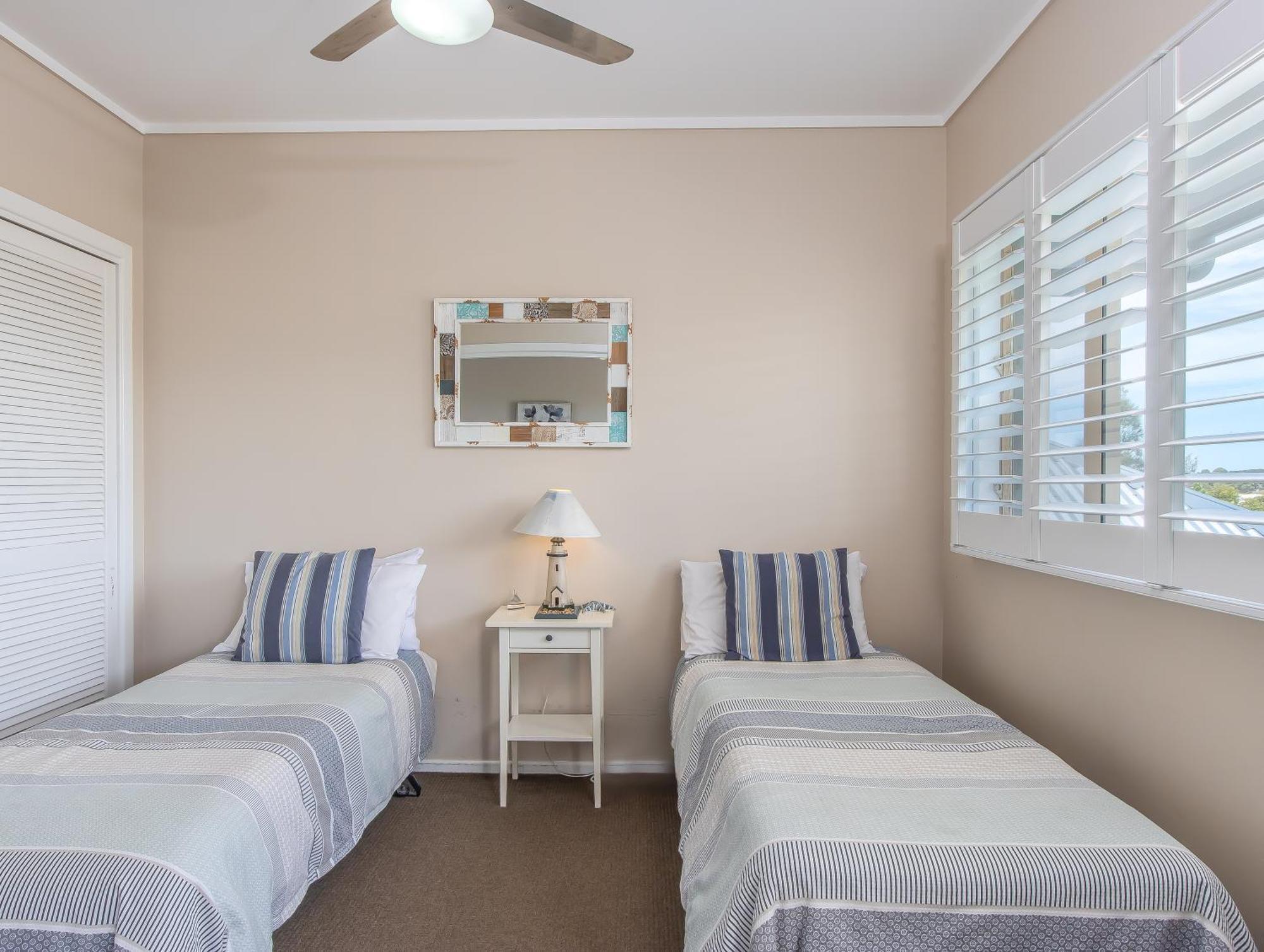Hastings Cove Holiday Apartments Гейстінґс-Пойнт Екстер'єр фото
